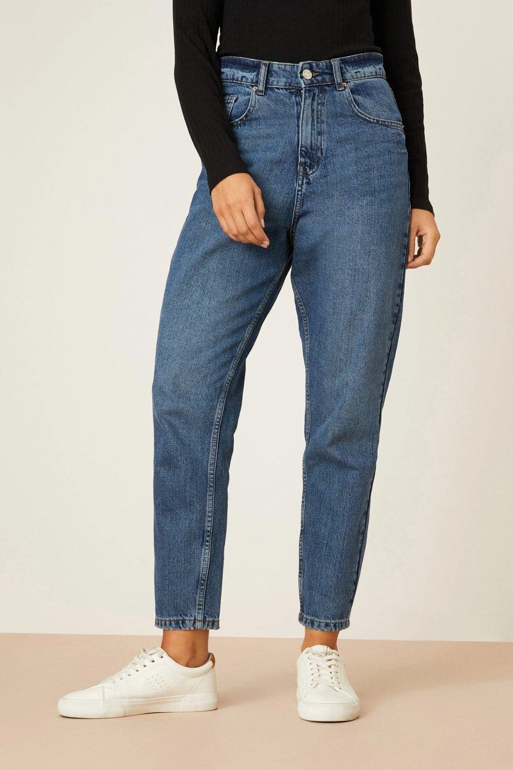 Dorothy Perkins Relaxed Fit Mom Jeans 2 Dorothy Perkins Relaxed Fit Mom Jeans - Image 2