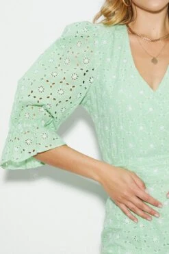 Dorothy Perkins Green Broderie Puff Sleeve Top -Perkinsdory Store bqq04379 green xl 3