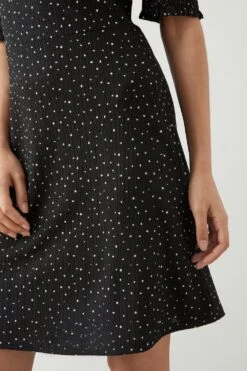 Dorothy Perkins Petite Mono Spot Shirred Cuff Mini Dress -Perkinsdory Store bqq09503 mono xl 4