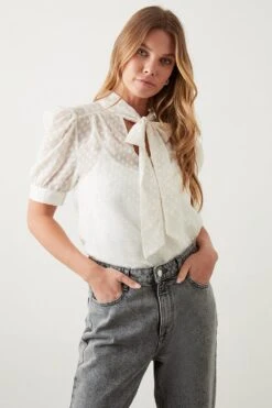 Dorothy Perkins Cream Short Sleeve Pussybow Blouse