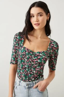 Dorothy Perkins Sweetheart Ruched Body Short Sleeve Top