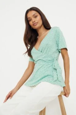 Dorothy Perkins Petite Wrap Detail Short Sleeve Printed Top