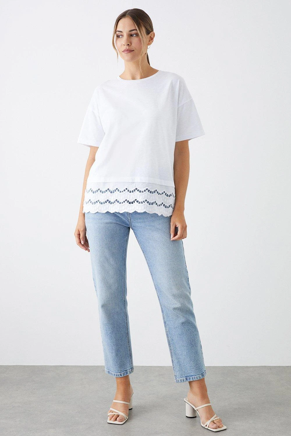 Dorothy Perkins Broderie Hem T-Shirt 2 Dorothy Perkins Broderie Hem T-Shirt - Image 2