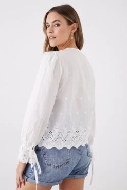 Dorothy Perkins Cutwork Detail Ruffle Top -Perkinsdory Store bqq11933 ivory xl 2
