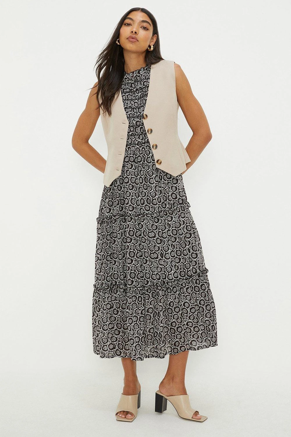 Dorothy Perkins Mono Print Tiered Midi Dress 1 Dorothy Perkins Mono Print Tiered Midi Dress
