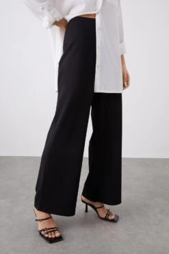 Dorothy Perkins Petite Black Straight Leg Trousers